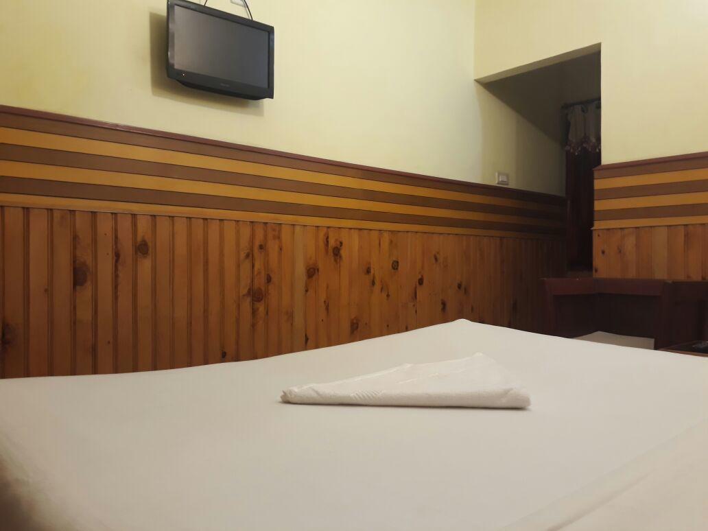 Hotel Yogi Residency *