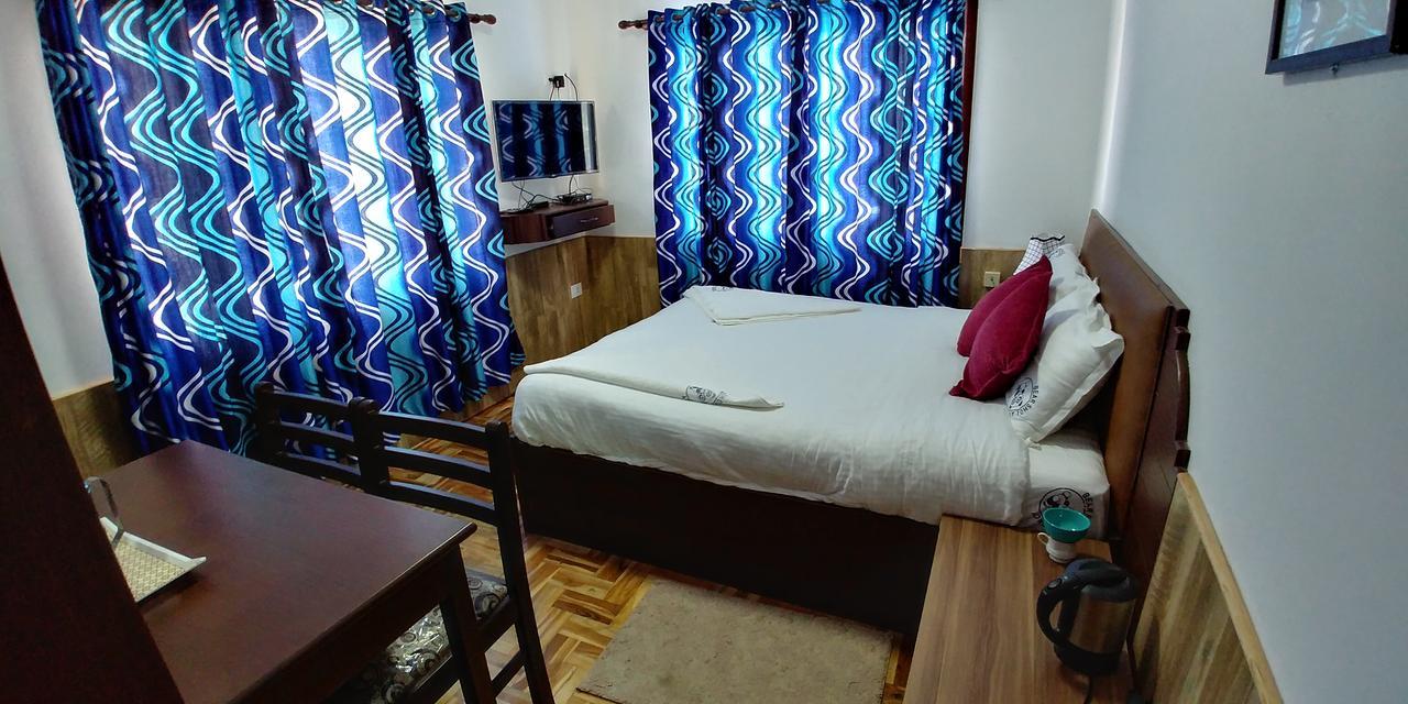 Hotel Kevin's Bear Shola Residency