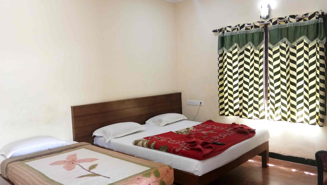 Ezhil Residency Hotel