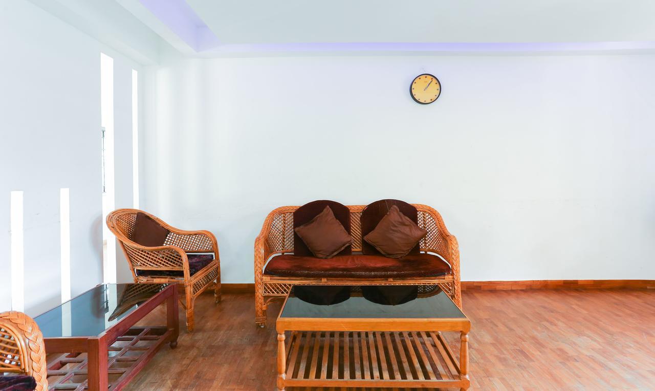 Treebo Hummingbird Nest Hotel 3*
