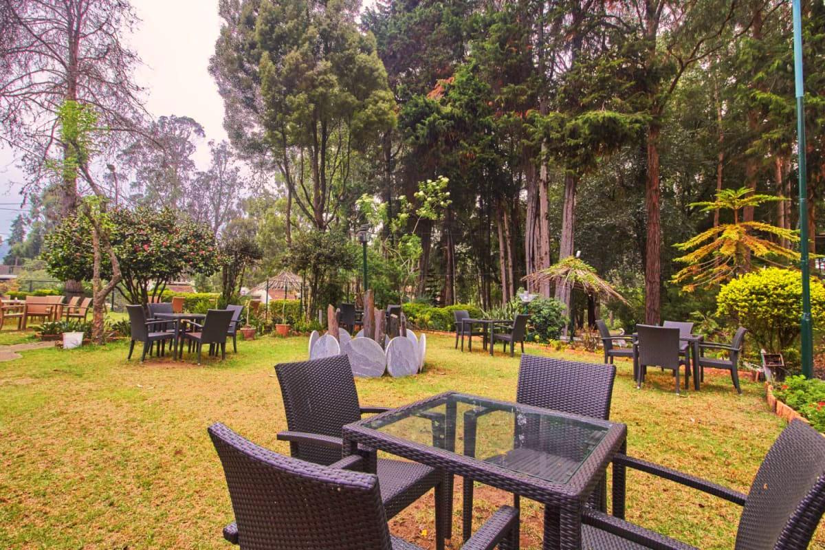 Ulo Woodys Hotel 4*