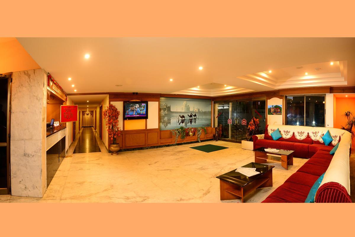 Grand Palace Inn