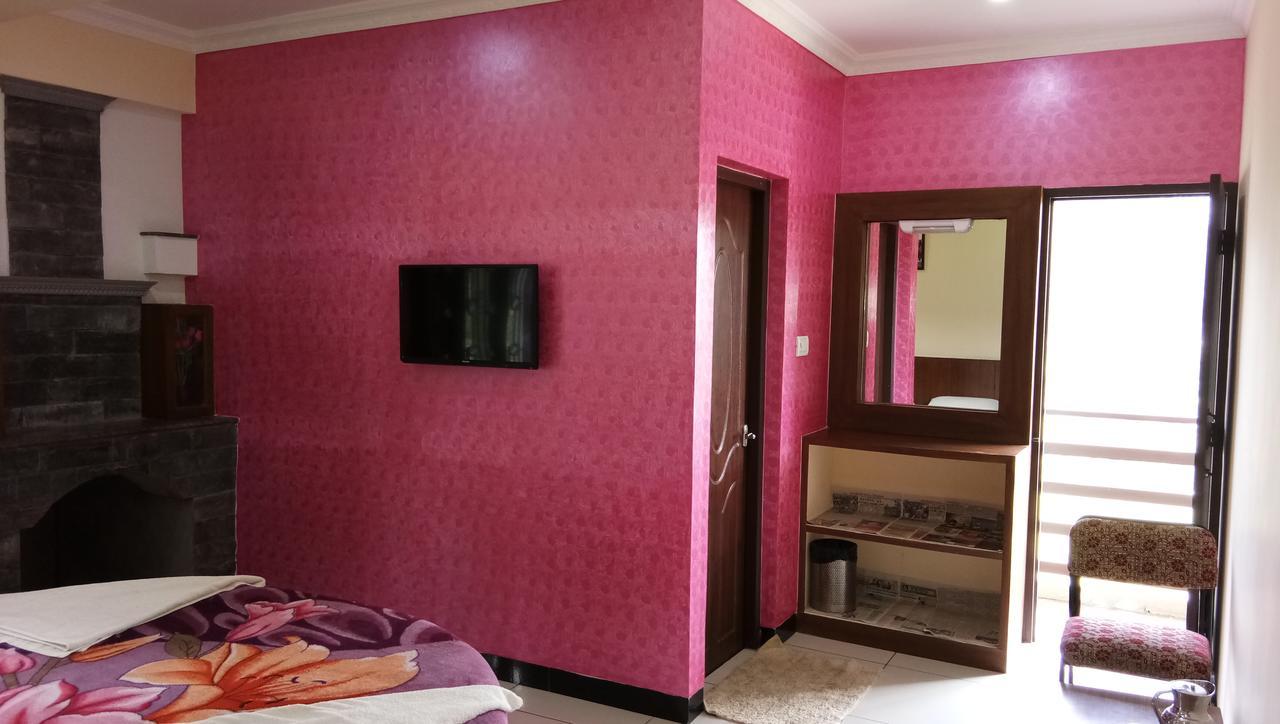 Hotel Ezhil Residency *