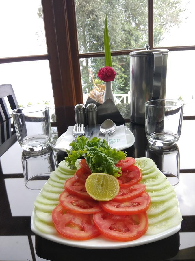 Retreat - Boutique Hotel