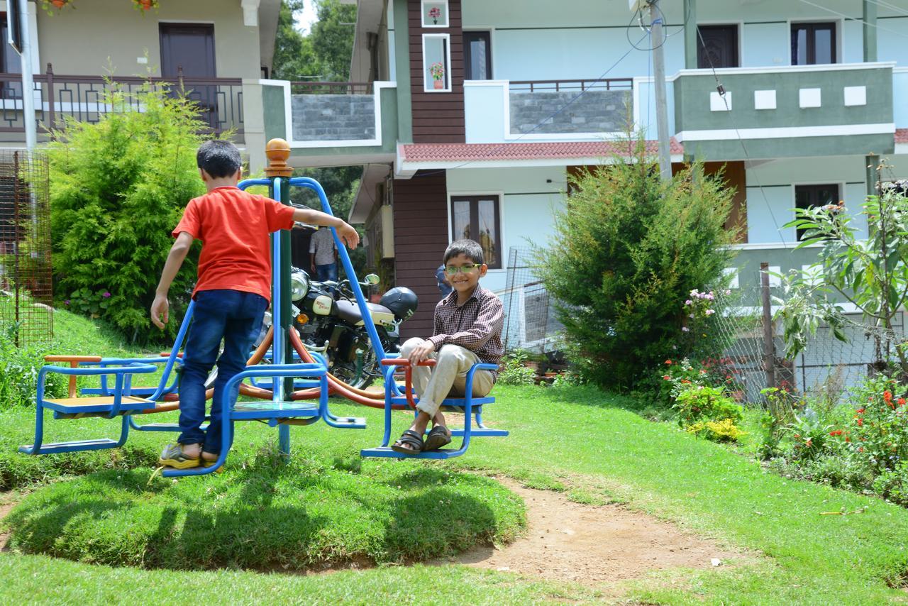 Hotel Ezhil Residency *