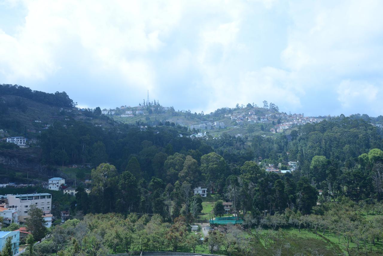 Ezhil Residency Hotel
