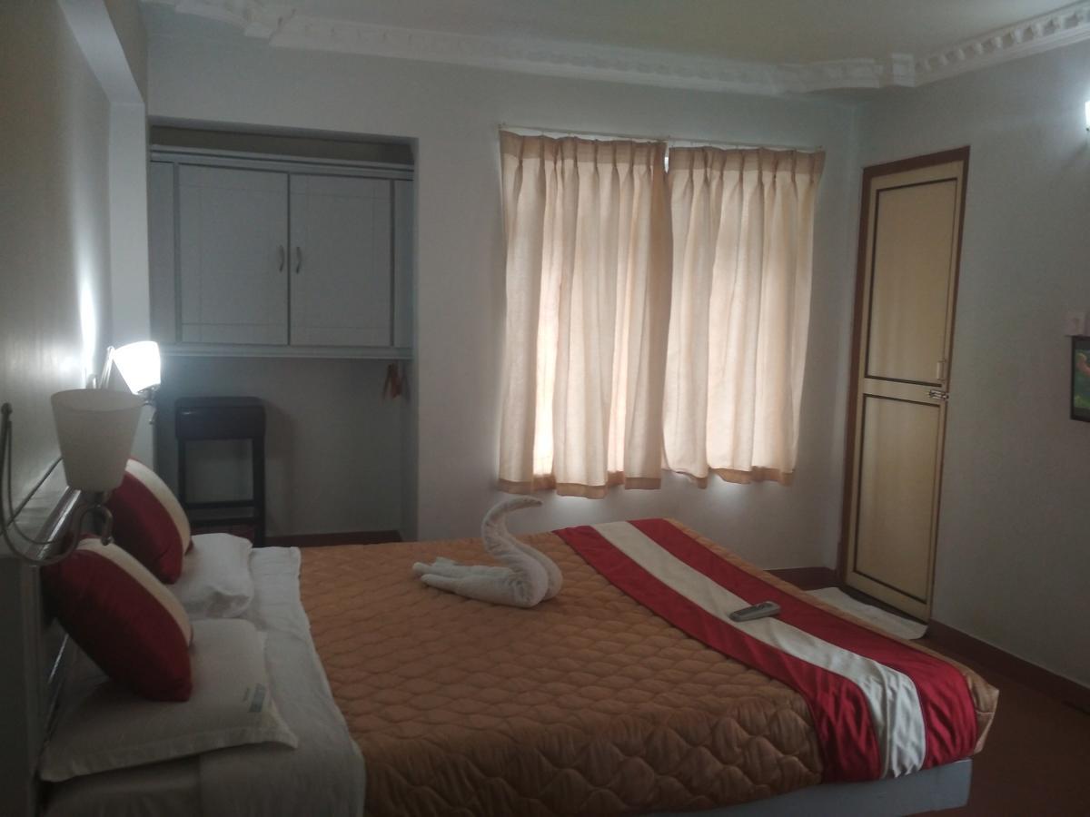 Hotel Cokkers Tower 3*