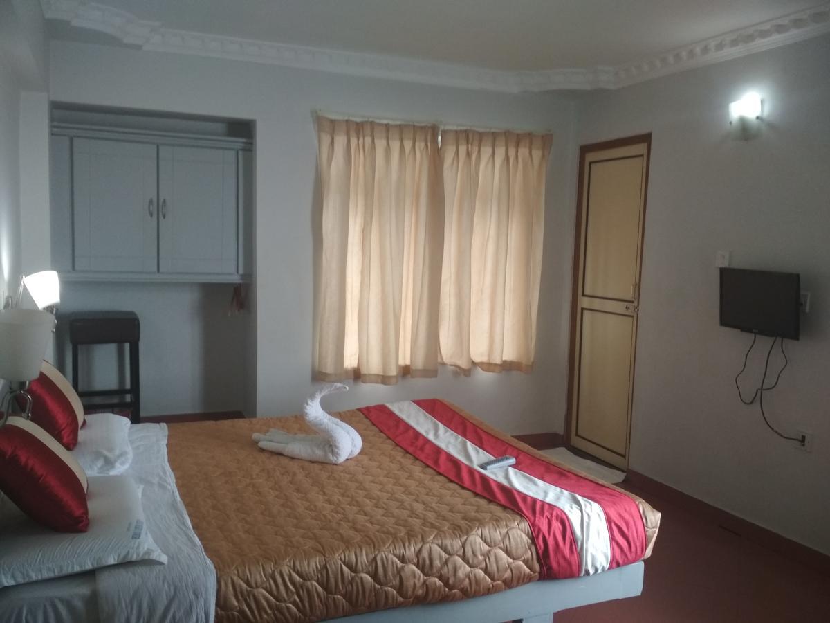 Cokkers Tower 3*
