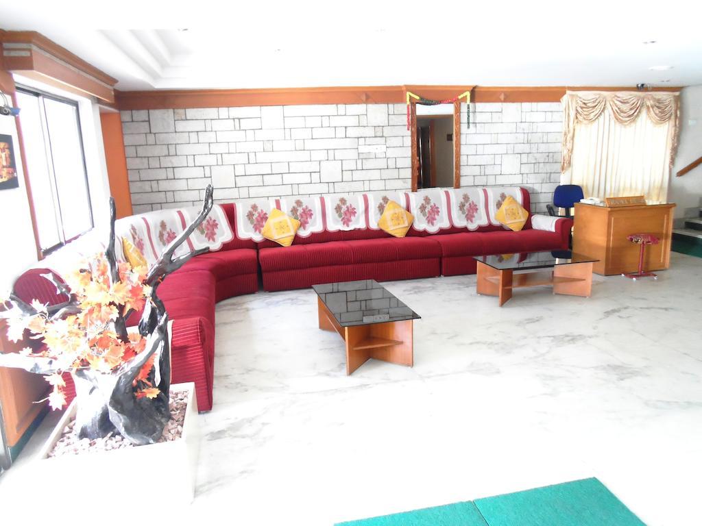 Grand Palace Inn 3*