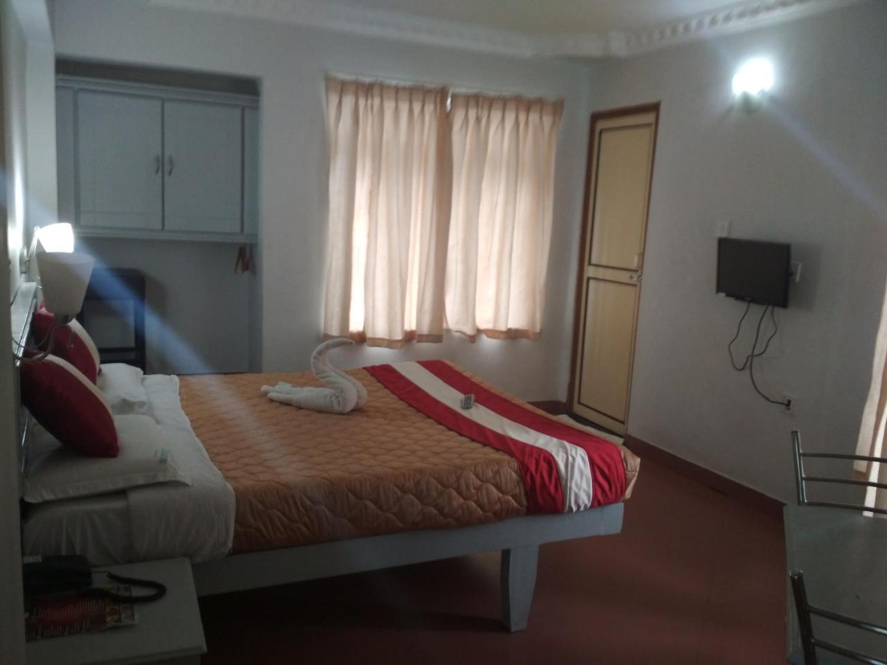 Hotel Cokkers Tower 3*
