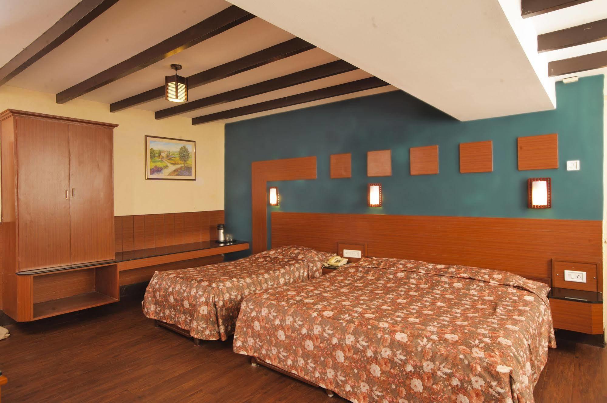 Hotel Jai 2*