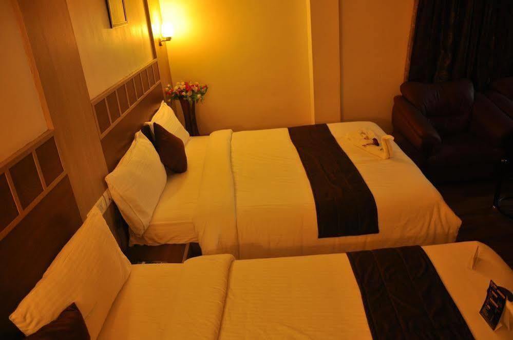 Hotel Aarem Valley Castle