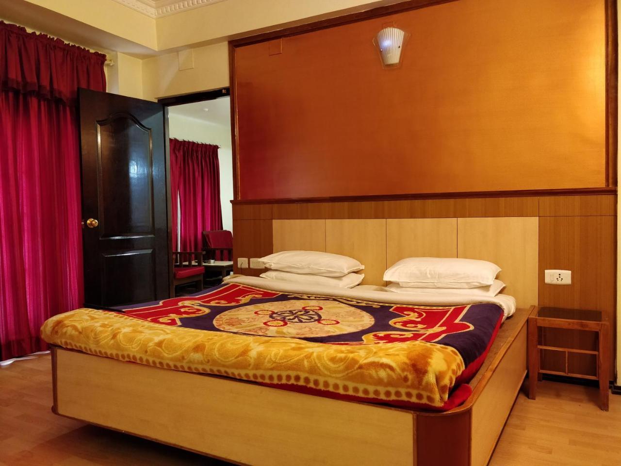 Anjay Hotel *
