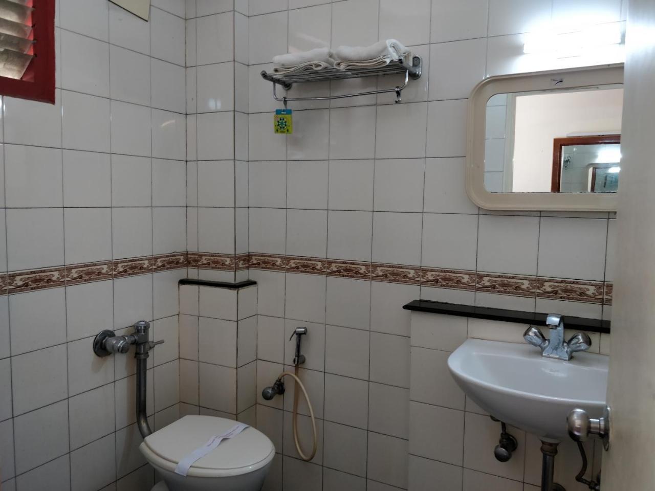 Anjay Hotel
