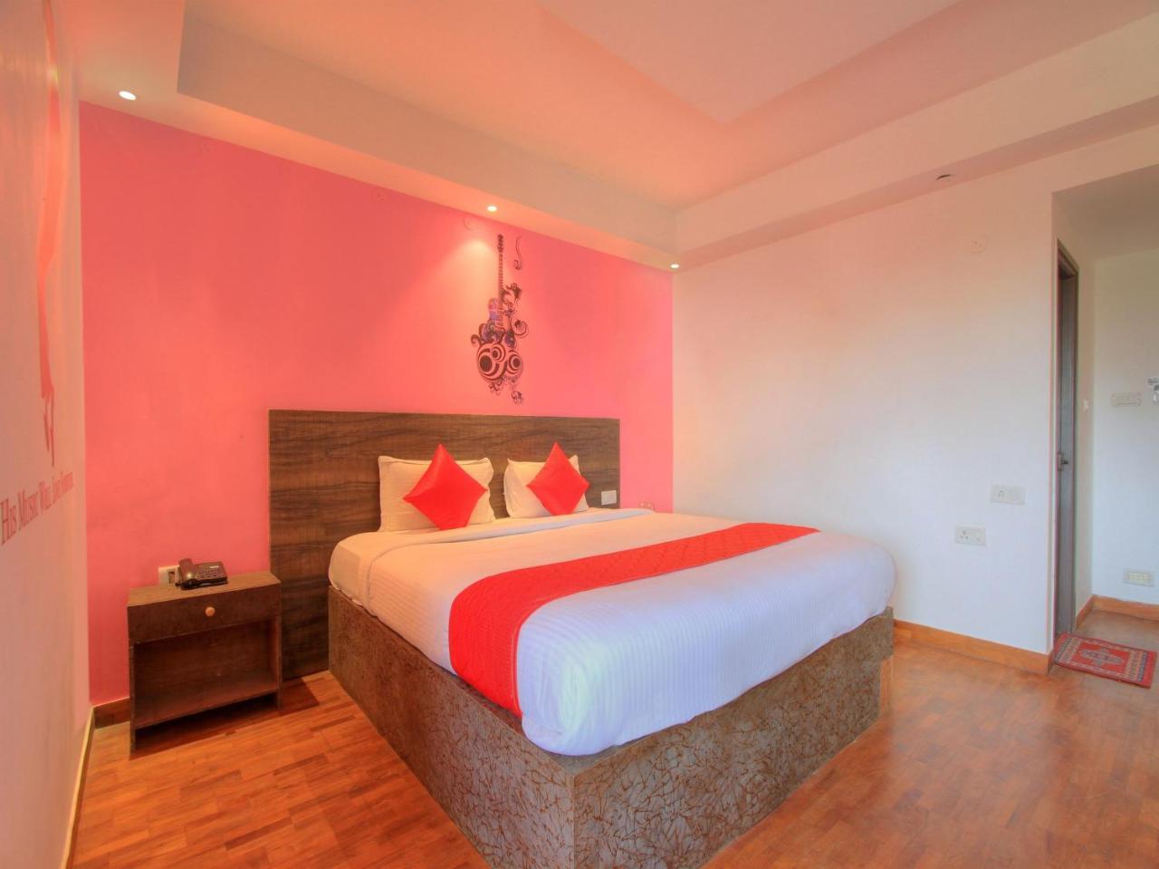 Hotel Oyo 16965 Jia