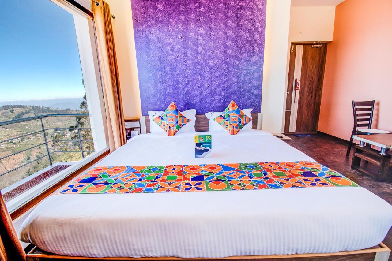 Hotel Oyo 27753 Kasa Luxury 3*