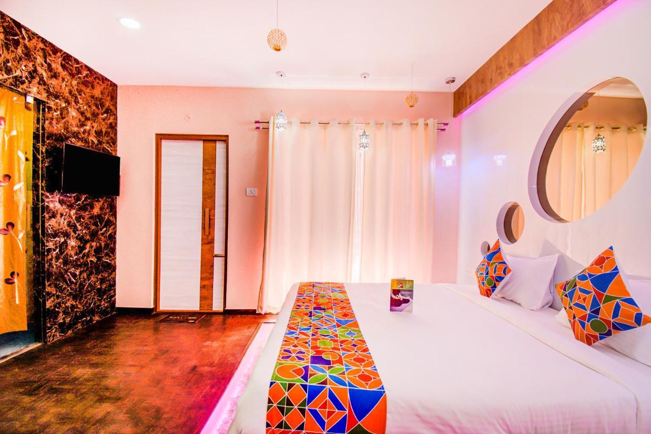 Oyo 27753 Kasa Luxury Hotel