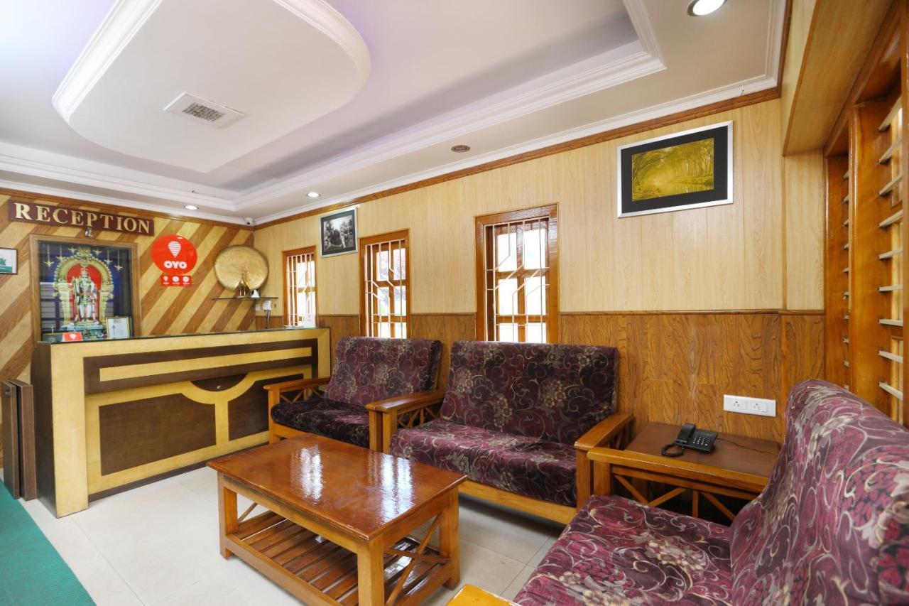 Oyo 13807 Gurupriya Hotel
