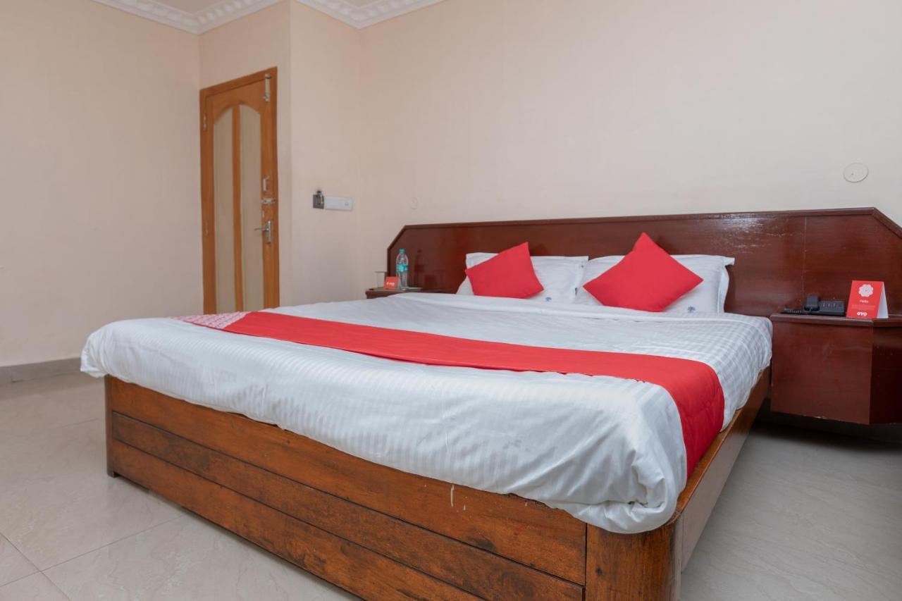 Oyo 13807 Gurupriya Hotel Kodaikanal
