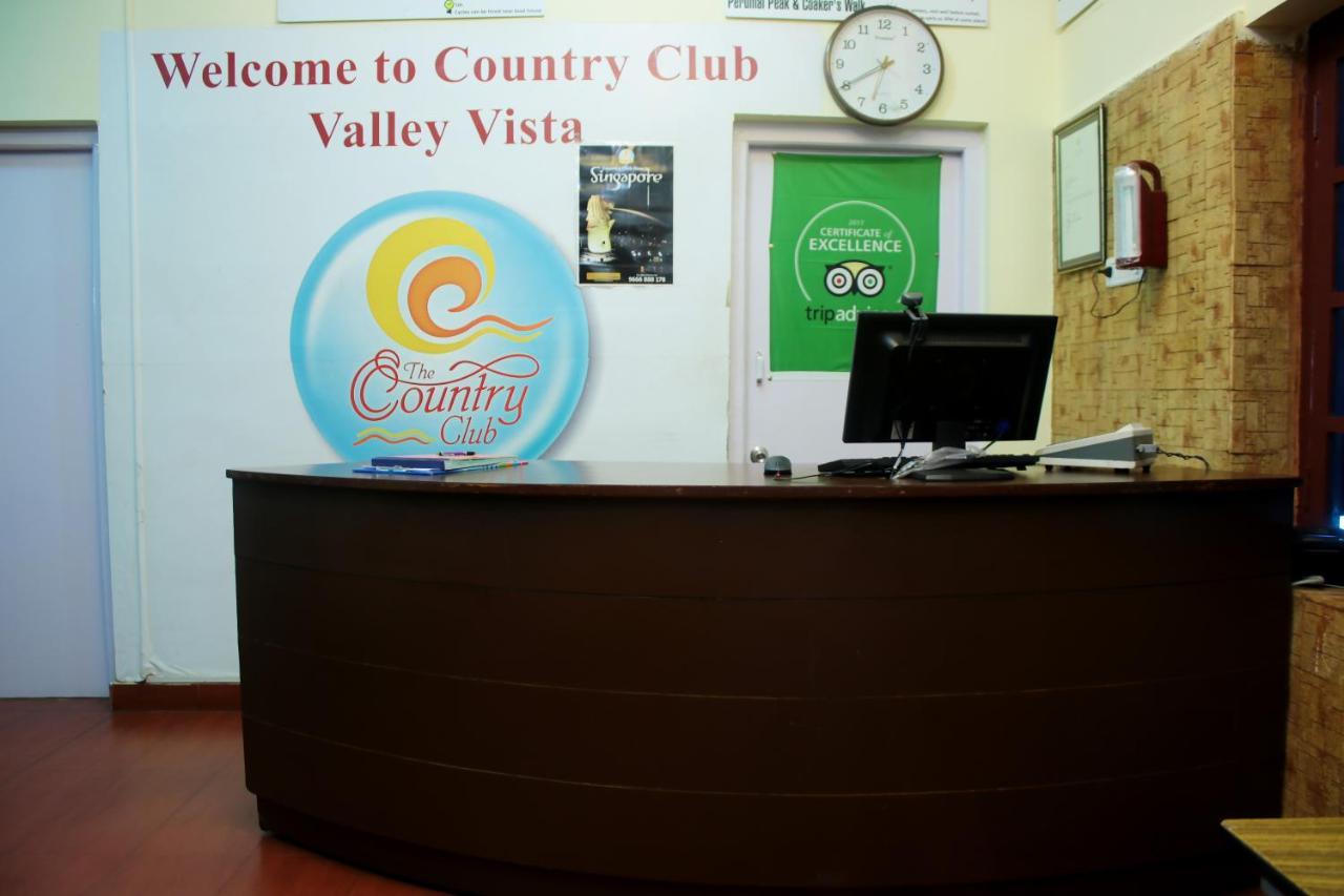 Country Club Valley Vista