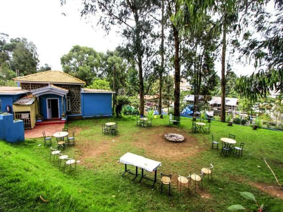 Oyo 4910 Crescent Park 3*