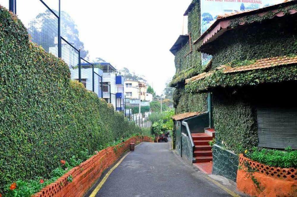 Hotel Oyo Premium Coakers Walk Kodaikanal