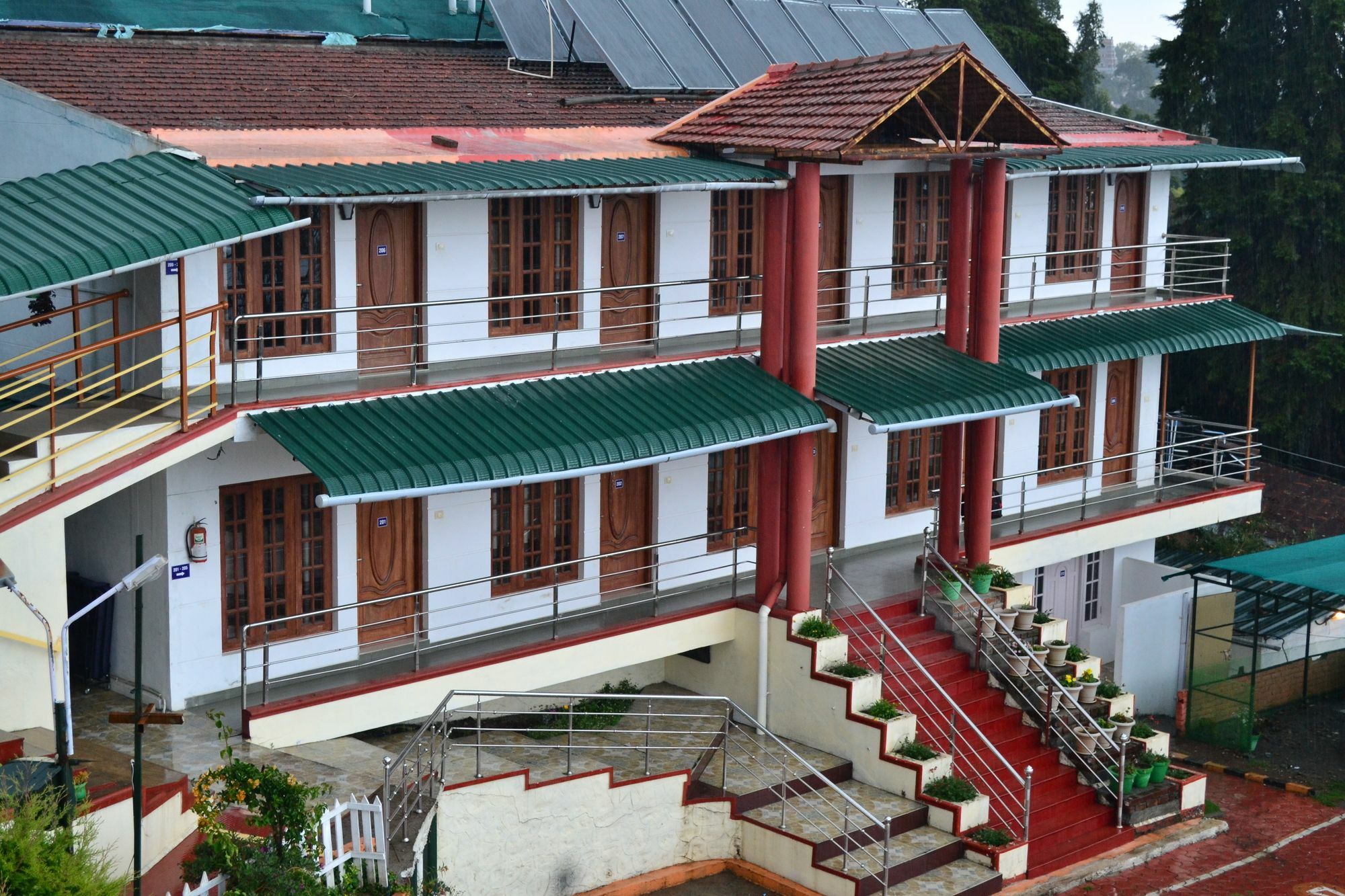 Kodai Sunshine Resort 3*