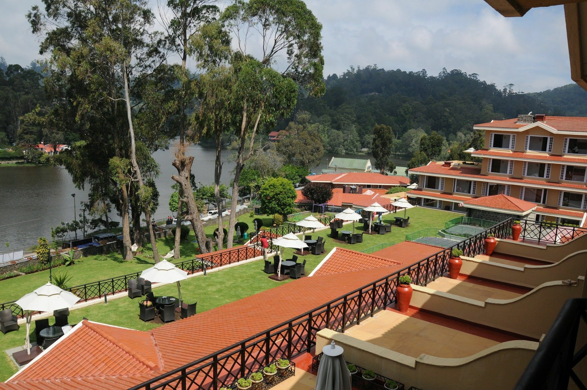 Resort The Carlton 5*