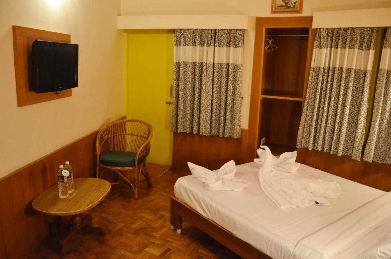 Grand Palace Inn 3*