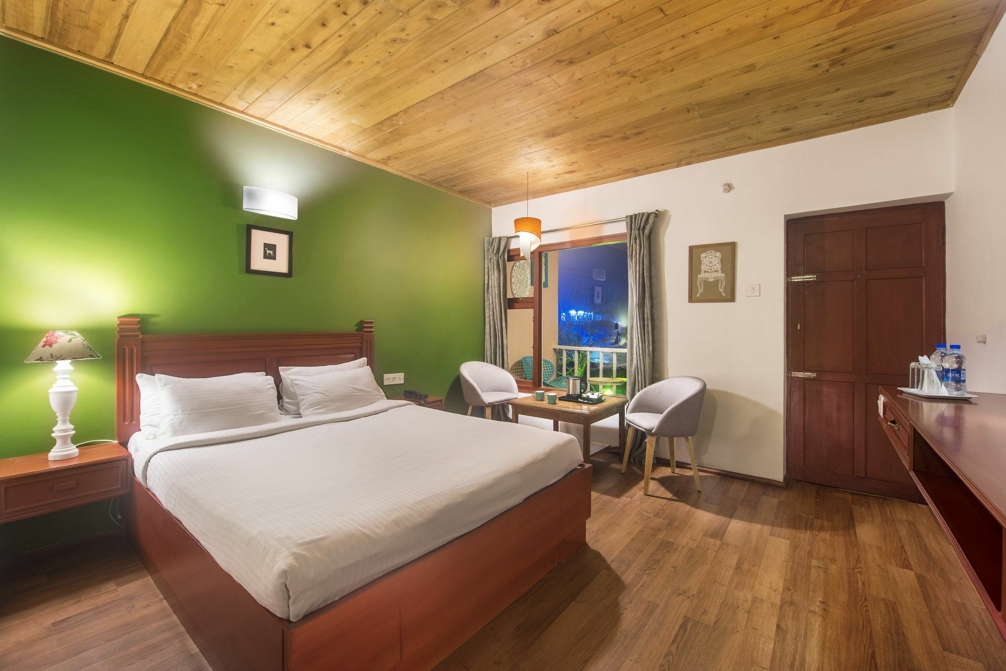 Retreat - Boutique 3*