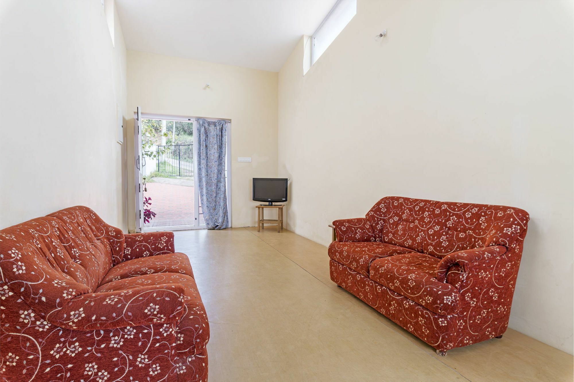 Guesthouser 2 Bhk 06a0