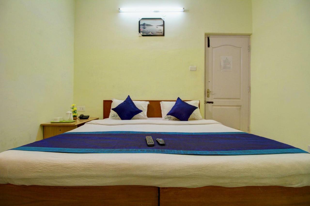 Hotel Oyo 10941 Lumino Fair Stay