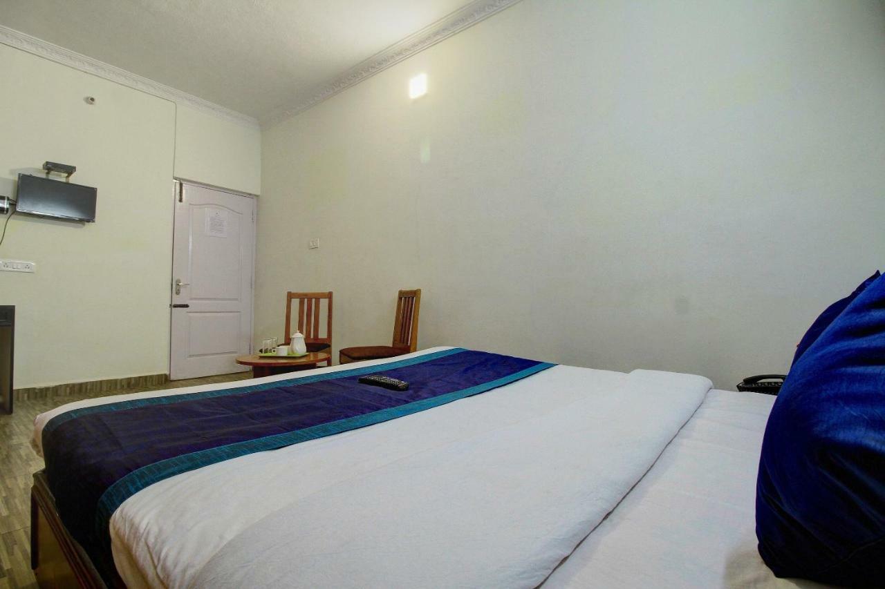 Oyo 10941 Lumino Fair Stay Hotel