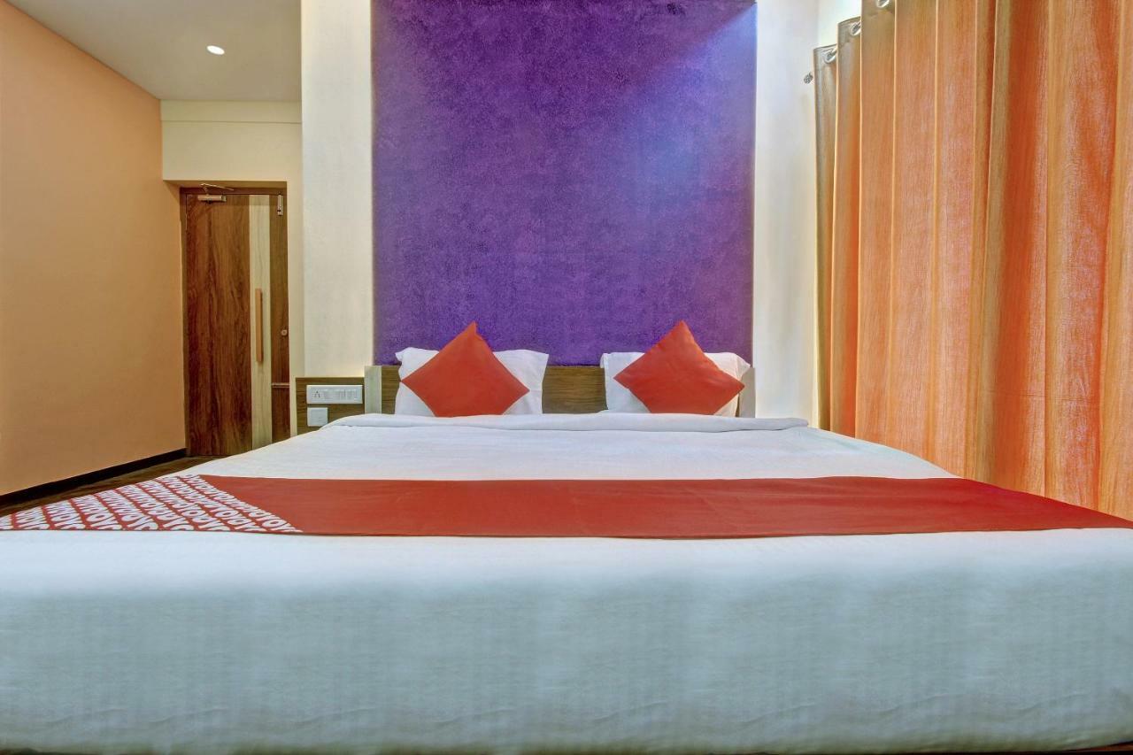 Hotel Oyo 27753 Kasa Luxury