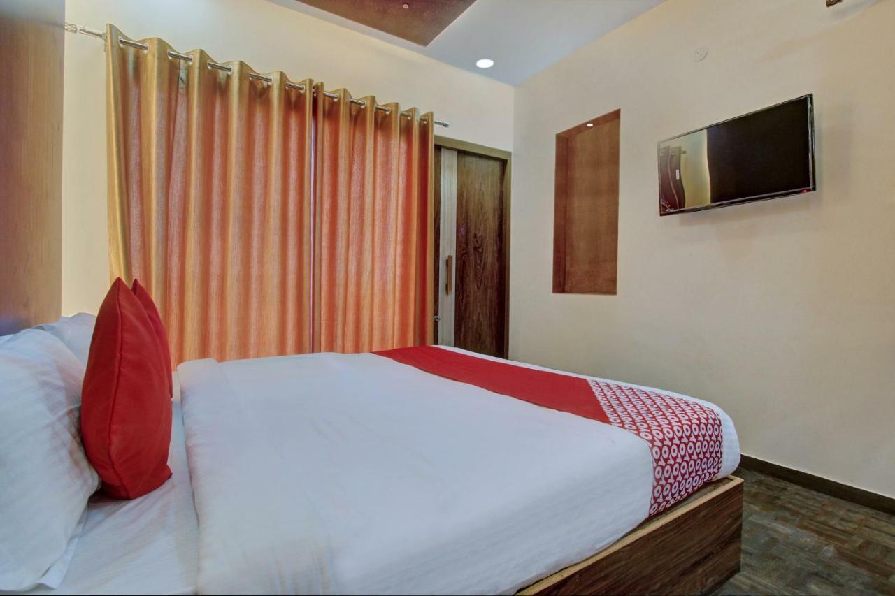 Oyo 27753 Kasa Luxury 3*