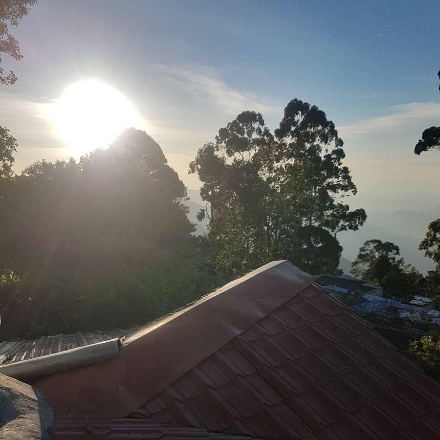 Dostel: Backpacker * Kodaikanal