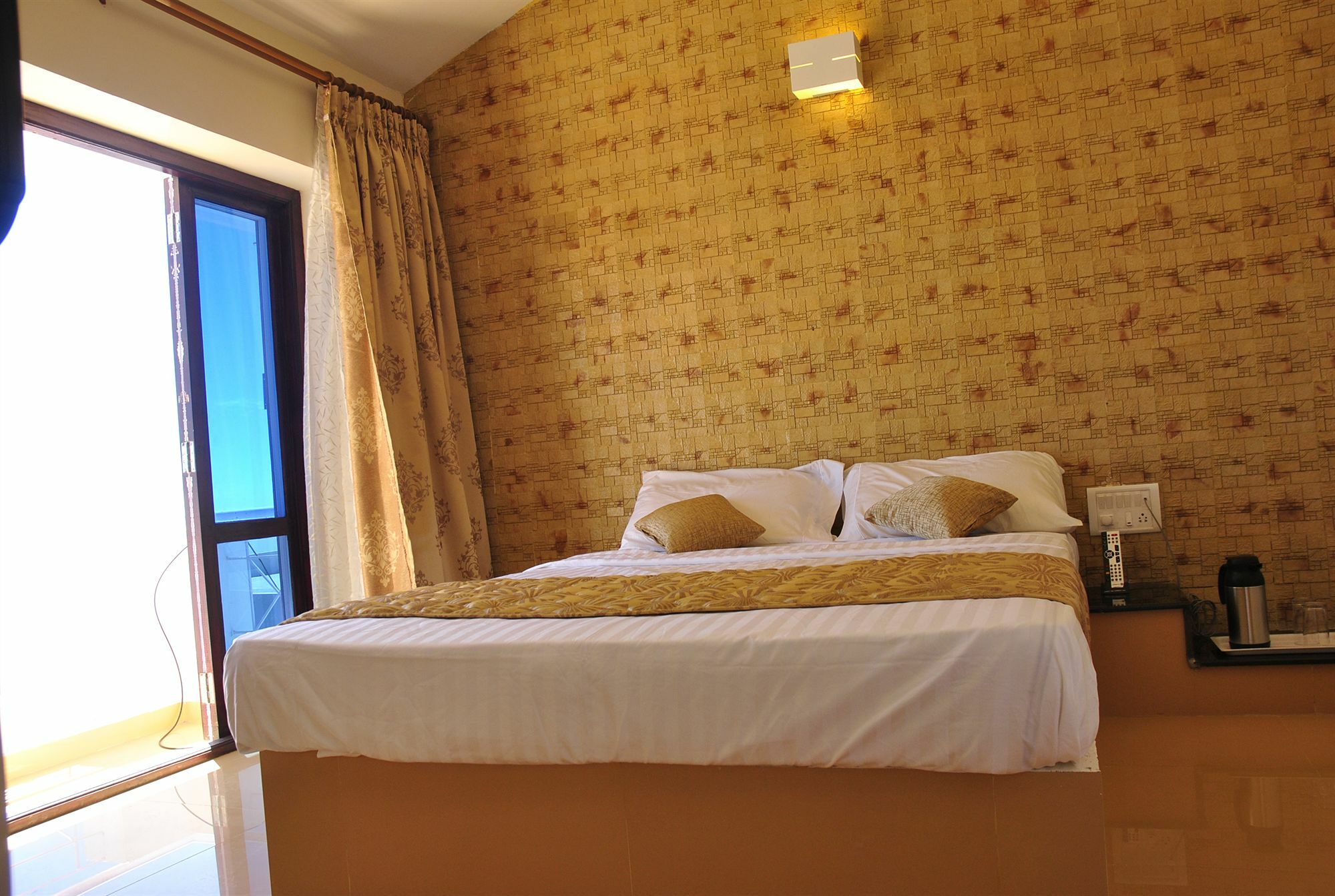 Country Club Valley Vista Resort Kodaikanal