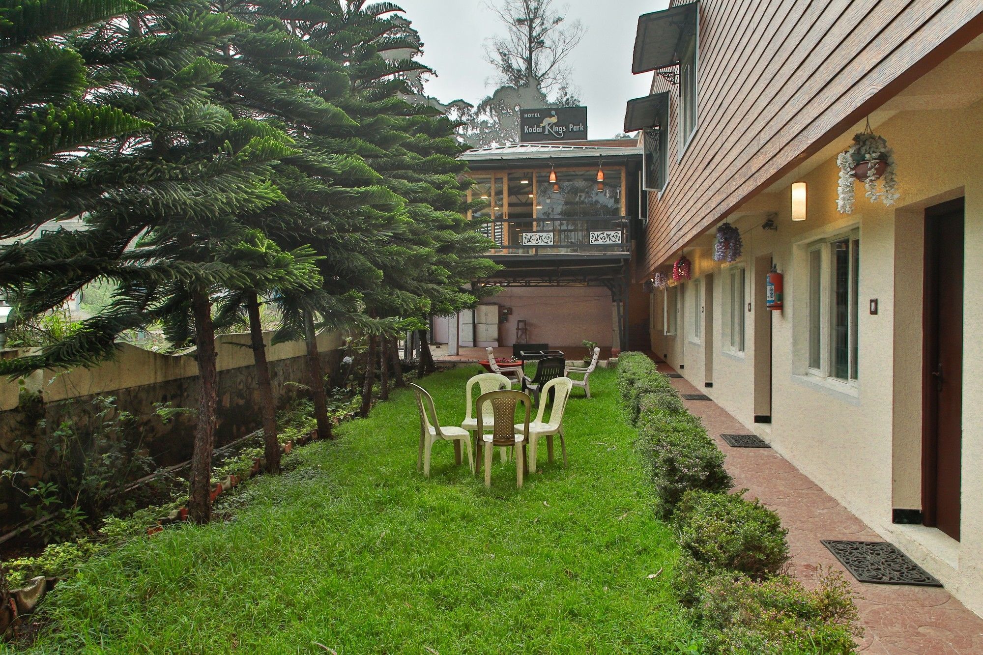 Fabhotel Kodai Kings Park Hotel