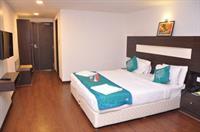 Oyo Premium Convent Road Bsnl Junction Hotel 3*