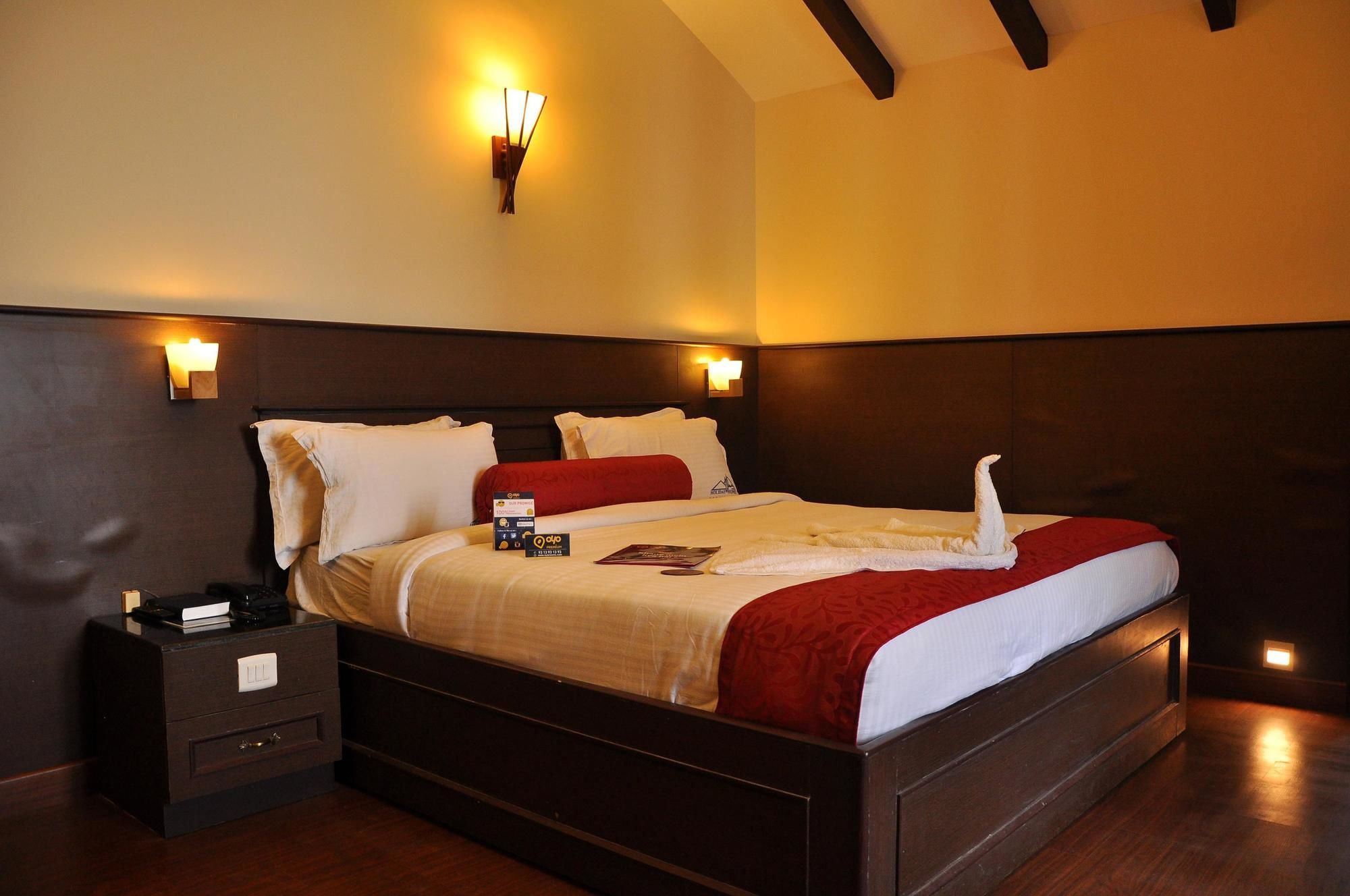 Oyo Premium Golf Club Road Hotel 3*