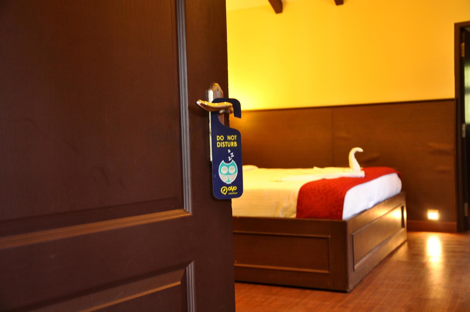Oyo Premium Golf Club Road Kodaikanal