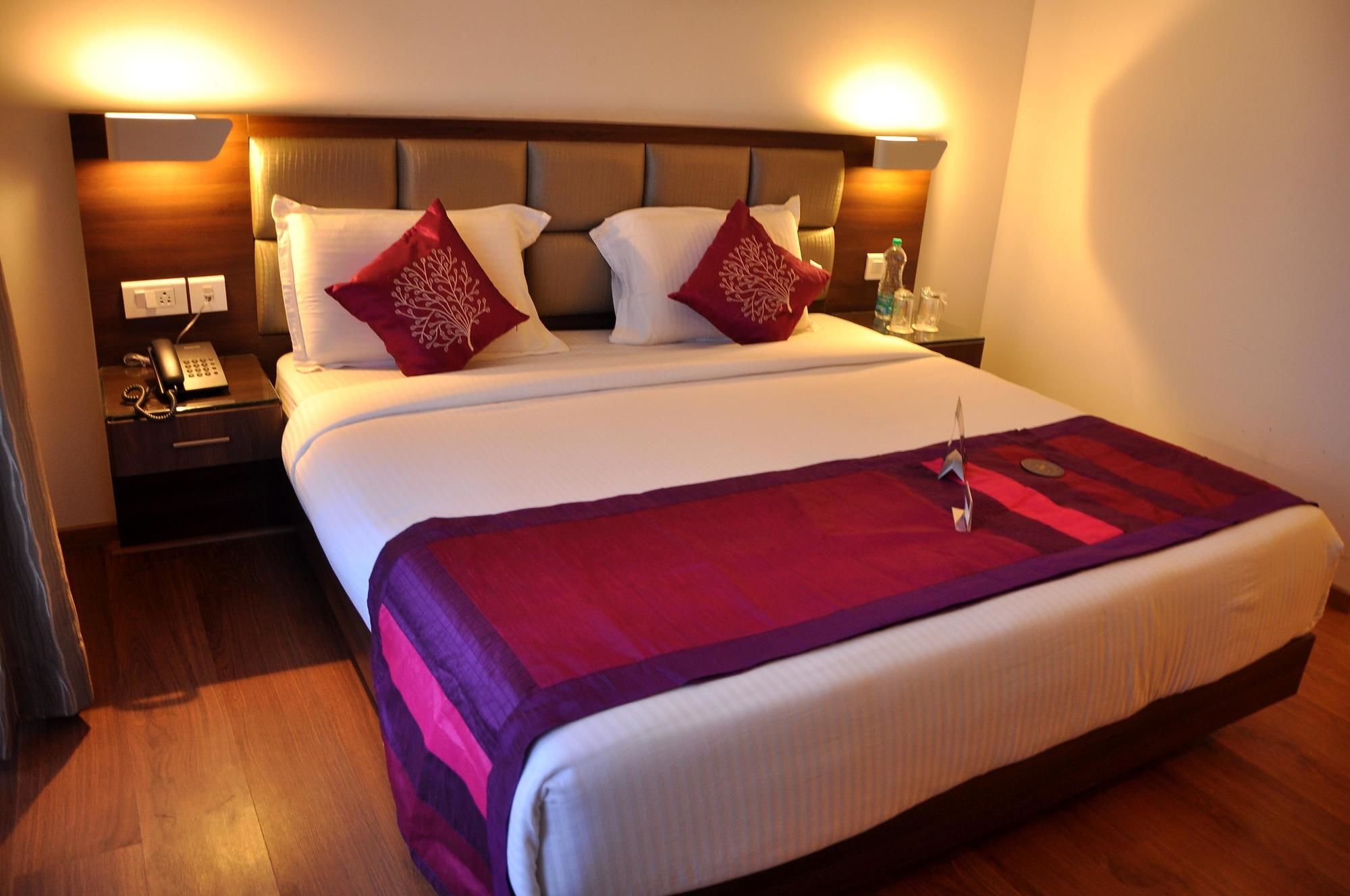 Oyo Premium Observatory Road Hotel