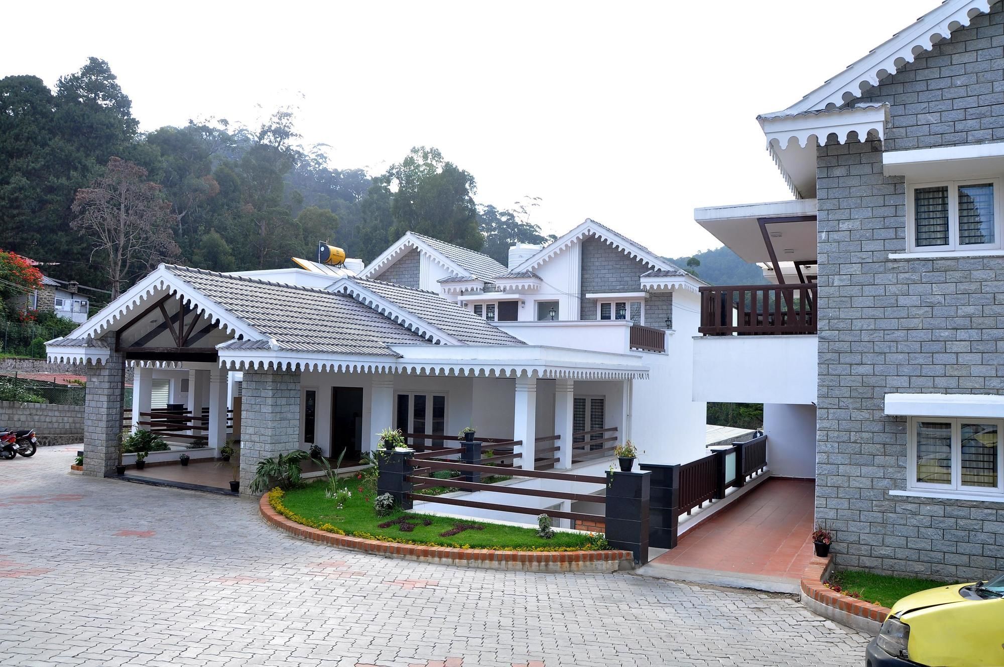 Oyo Premium Observatory Road Kodaikanal
