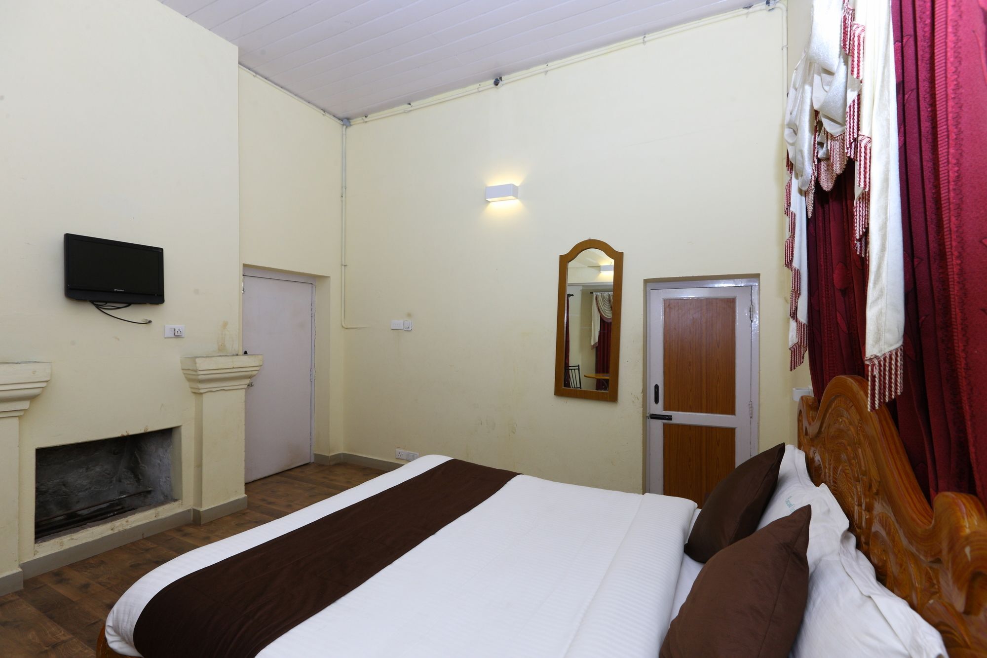 Oyo Homes 024 3*