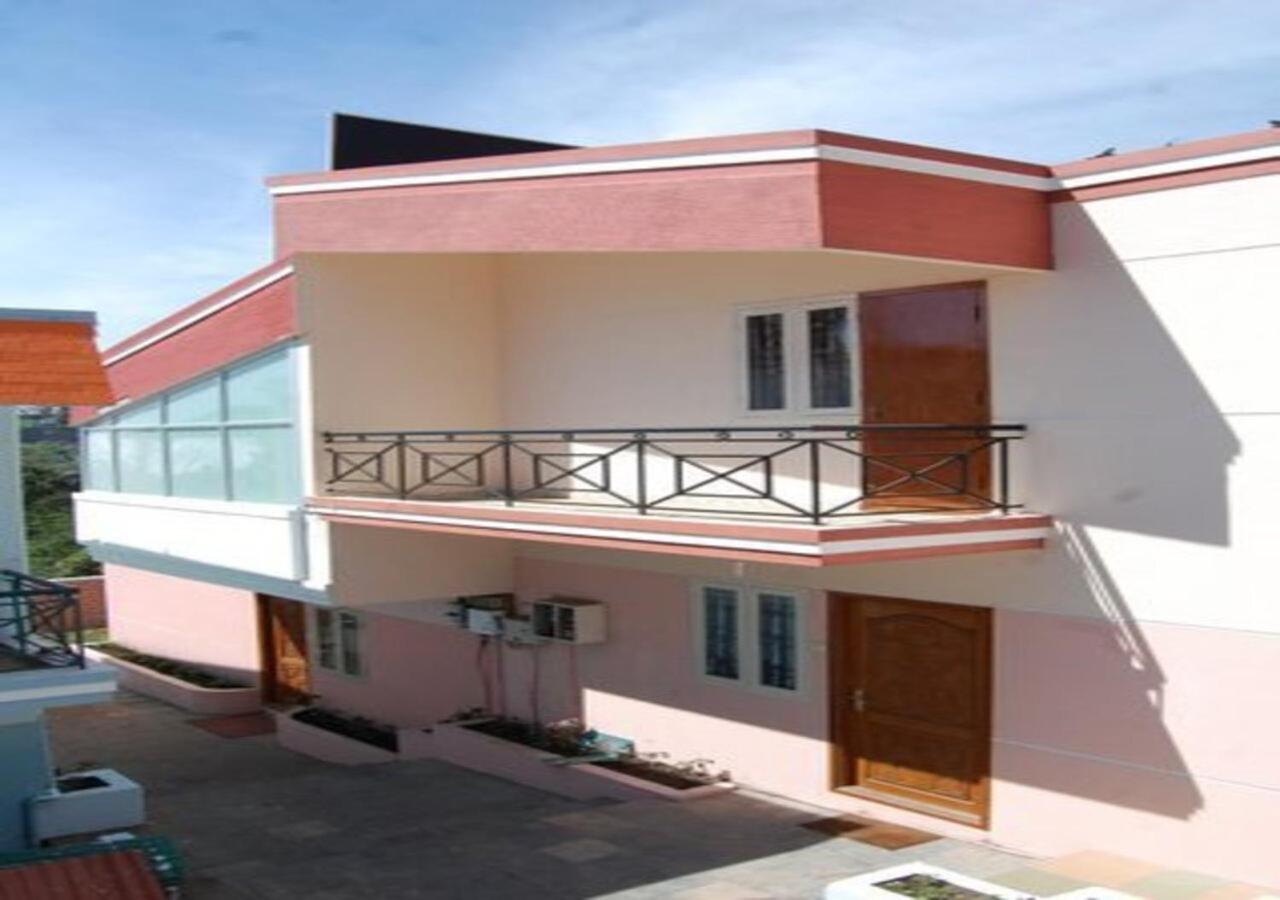 Fabexpress Town Country Kodaikanal