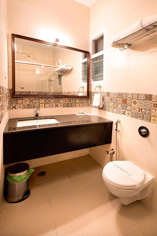Hotel Raindrops 3*