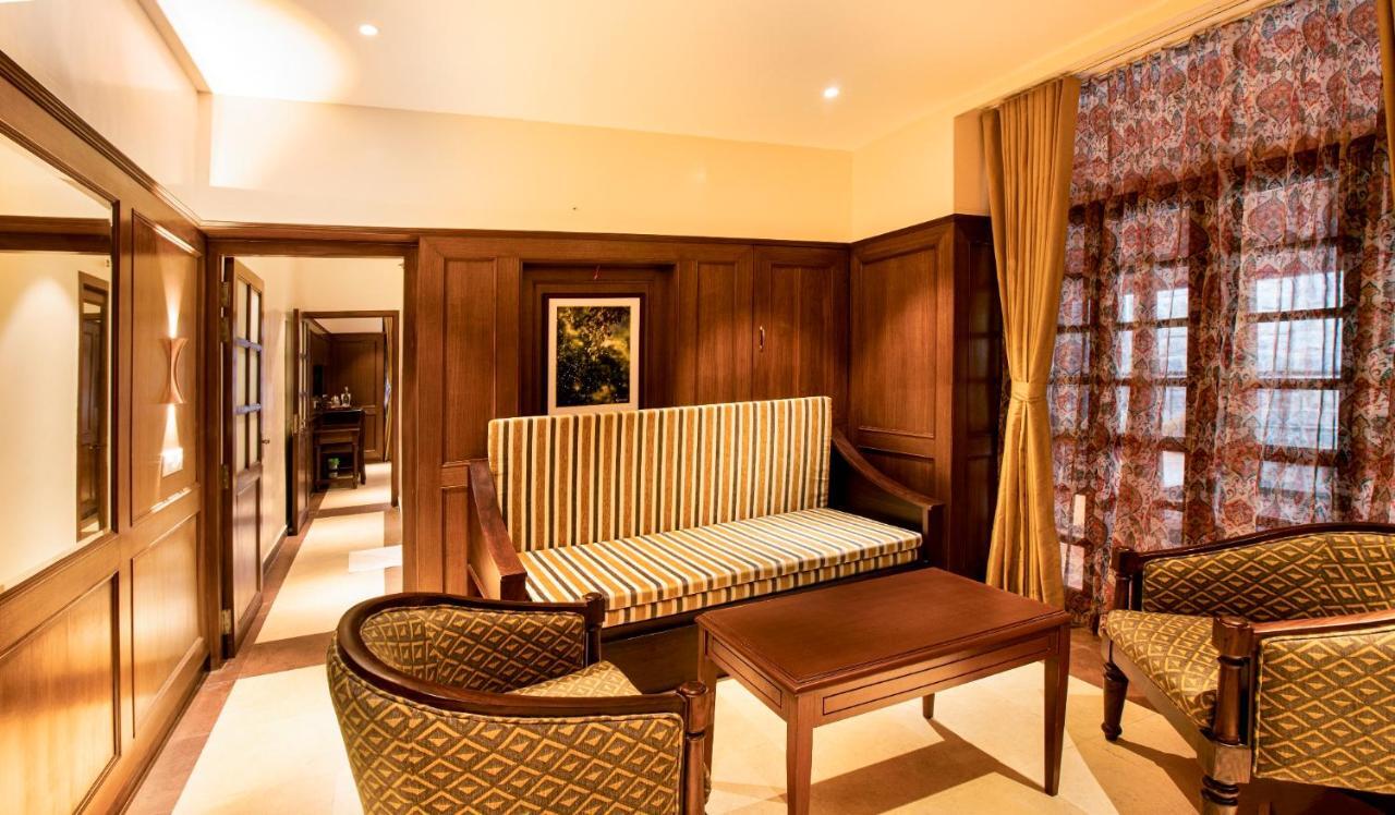 Hotel Raindrops 3*