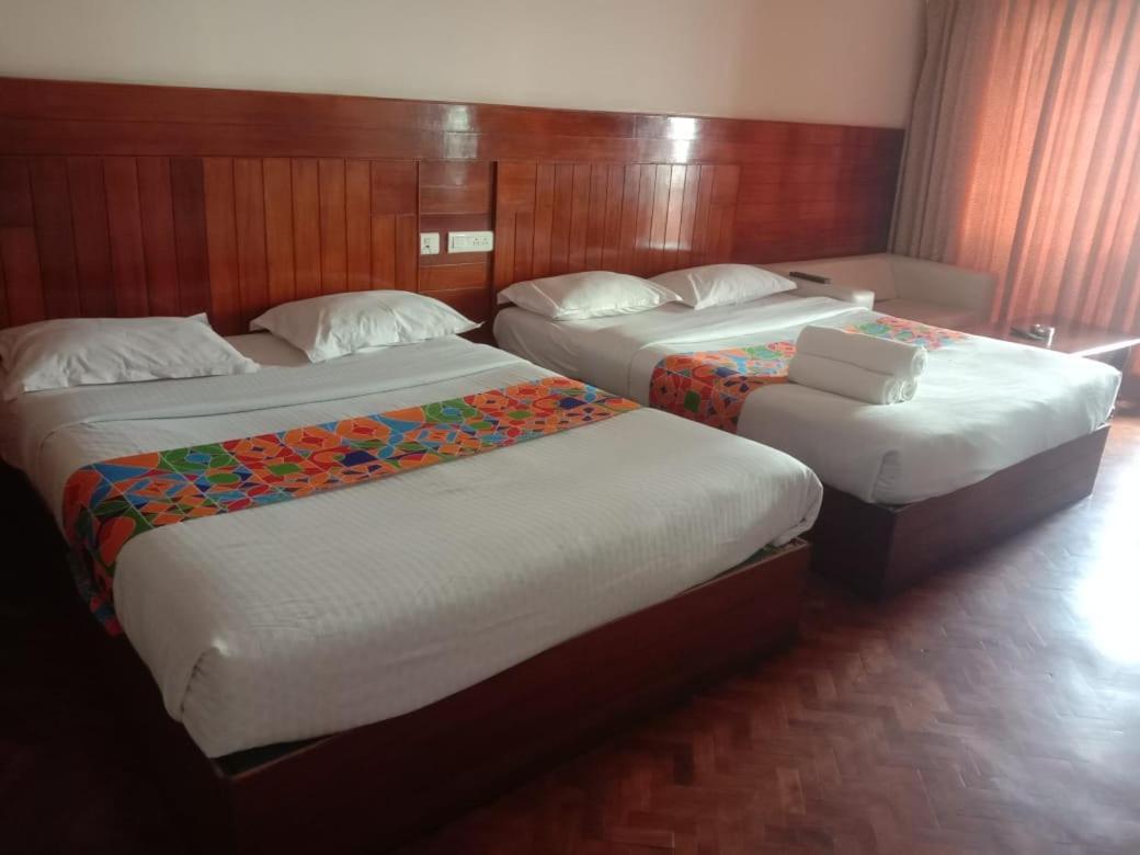 Hotel Yogi Cool Residency *