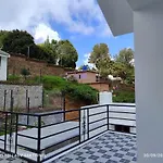 Happy Spring Holiday Home