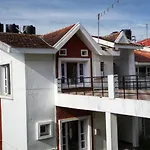 Riyaan\'S Stay Inn